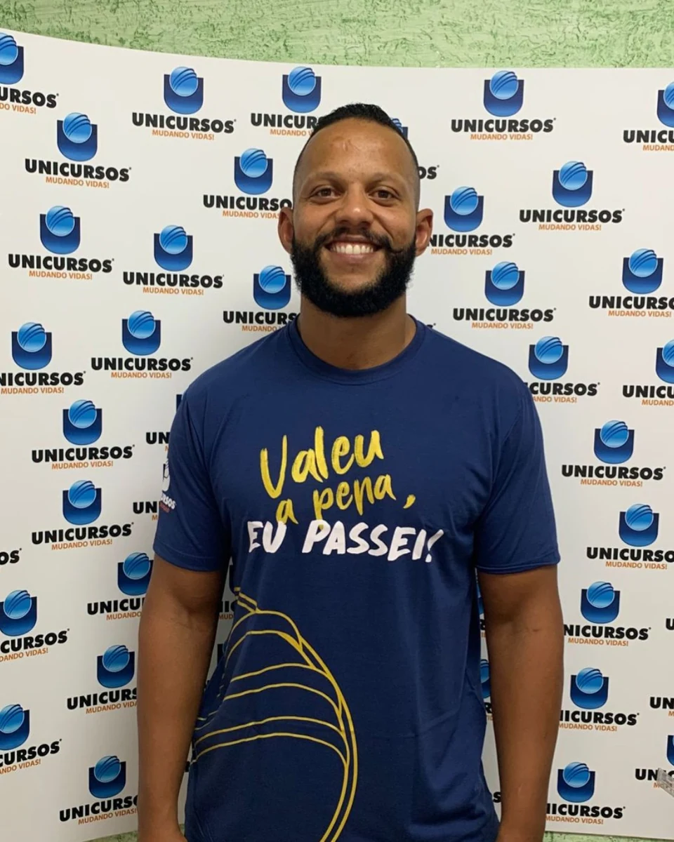 Lucas Moura Novais aprovado na GCM de São José dos Campos