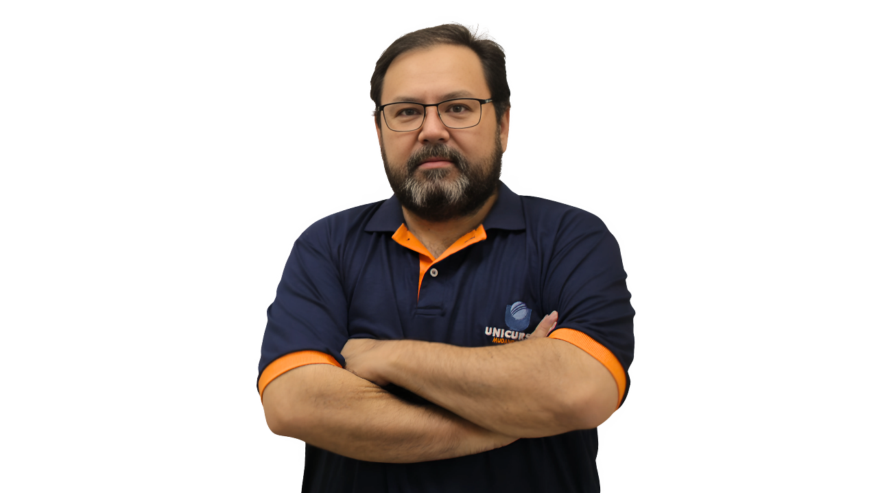 Ricardo Kazuo, coordenador pedagógico da Unicursos